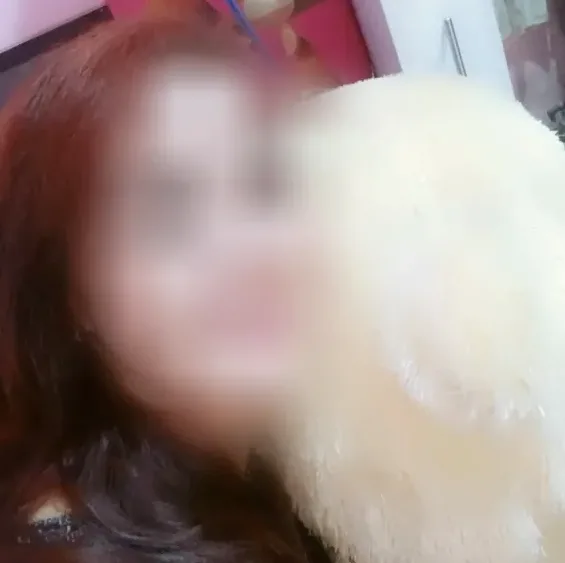 Antonia, 37