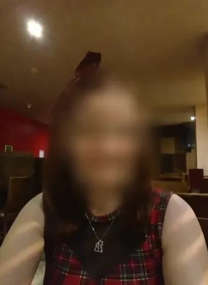 Clara, 38