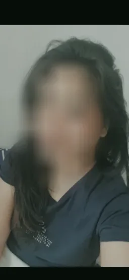 Daniela, 31