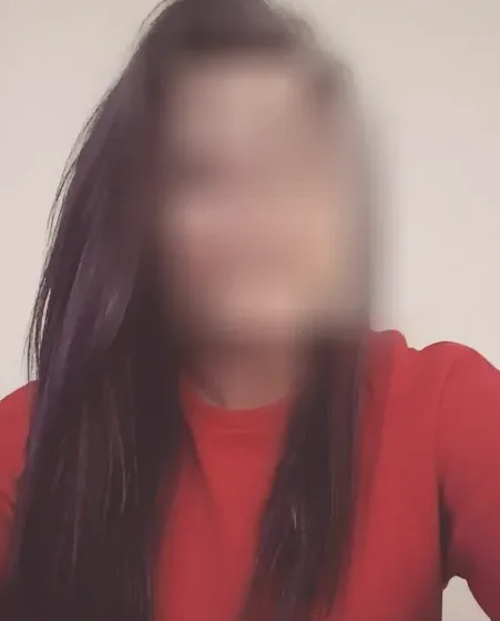 Emily, 33