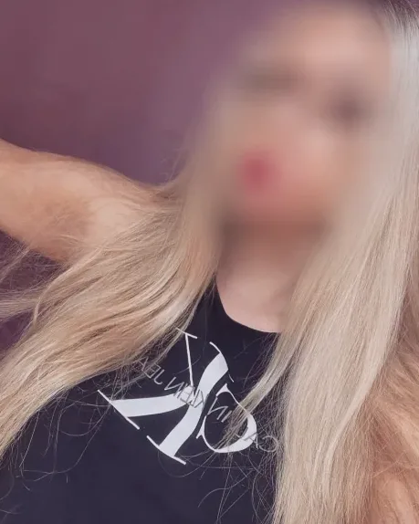 Franziska, 24