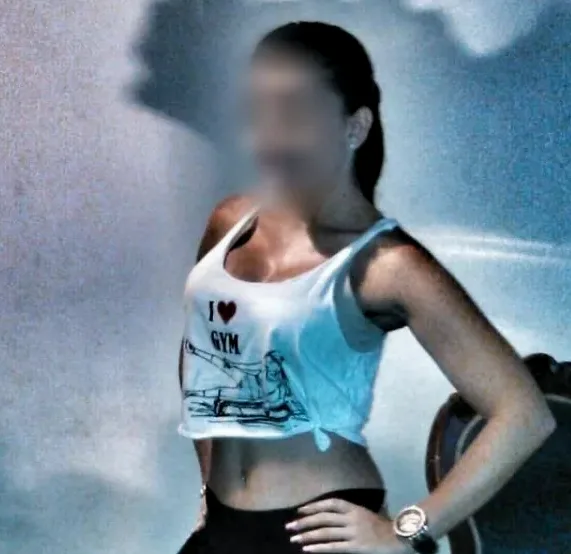 Kathrin, 40