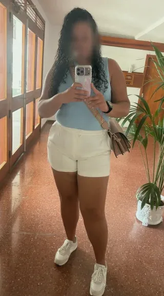 Marina, 33