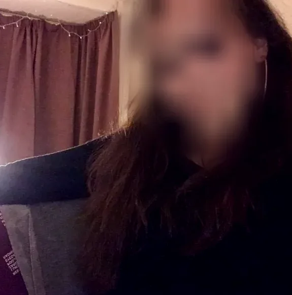 Melanie, 25