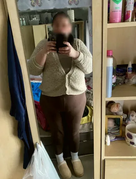 Nora, 39